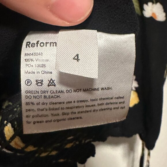 Reformation Grove top in black piazza, size 4 - Picture 4 of 5